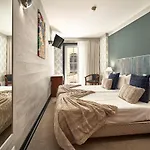 Hotel Galeria 2*