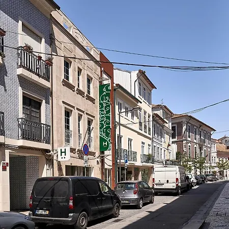 Jose Estevao 2* Aveiro