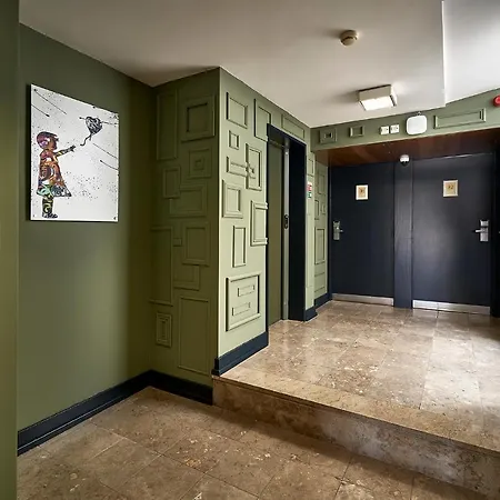 Отель Galeria Авейру