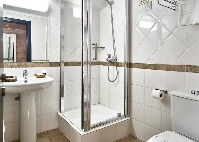 Отель Galeria Авейру